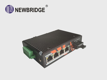 Anti Static 4 Port Industrial Ethernet Switch 10/100M With 1 SC Fiber Port 24V